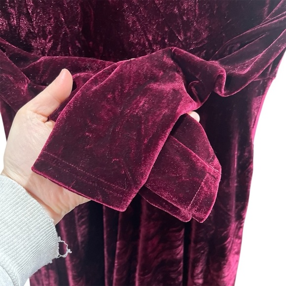 Velvet Burgundy Long Sleeve Maxi Ruffle Shoulder Cottagecore Witchy Prairie - Picture 3 of 12